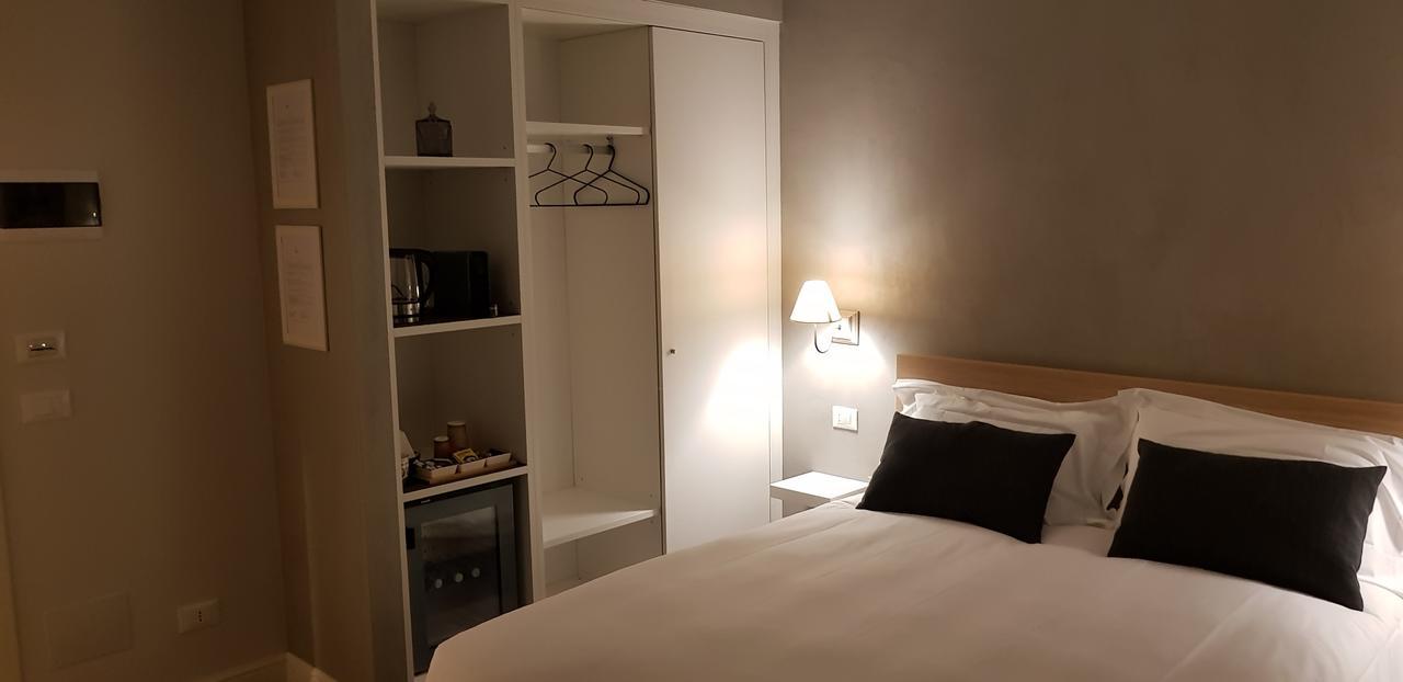 Bed Milano Linate Hotel Kültér fotó