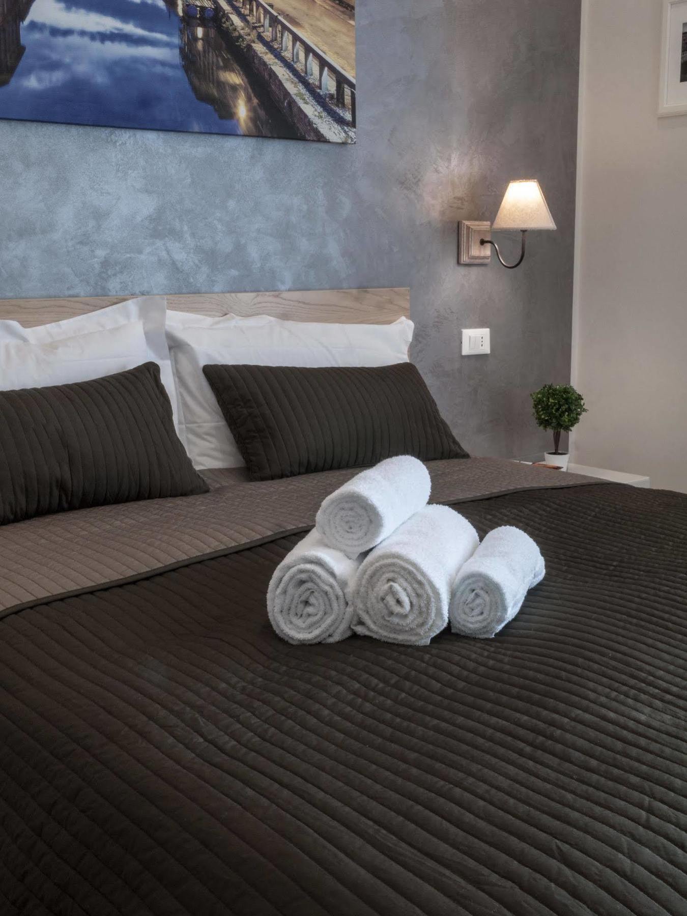 Bed Milano Linate Hotel Kültér fotó